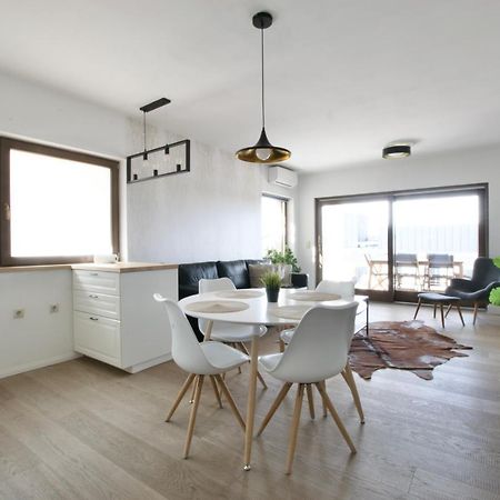Penthouse Apartment By Hi5 -At The Top Of Budapest Exterior photo