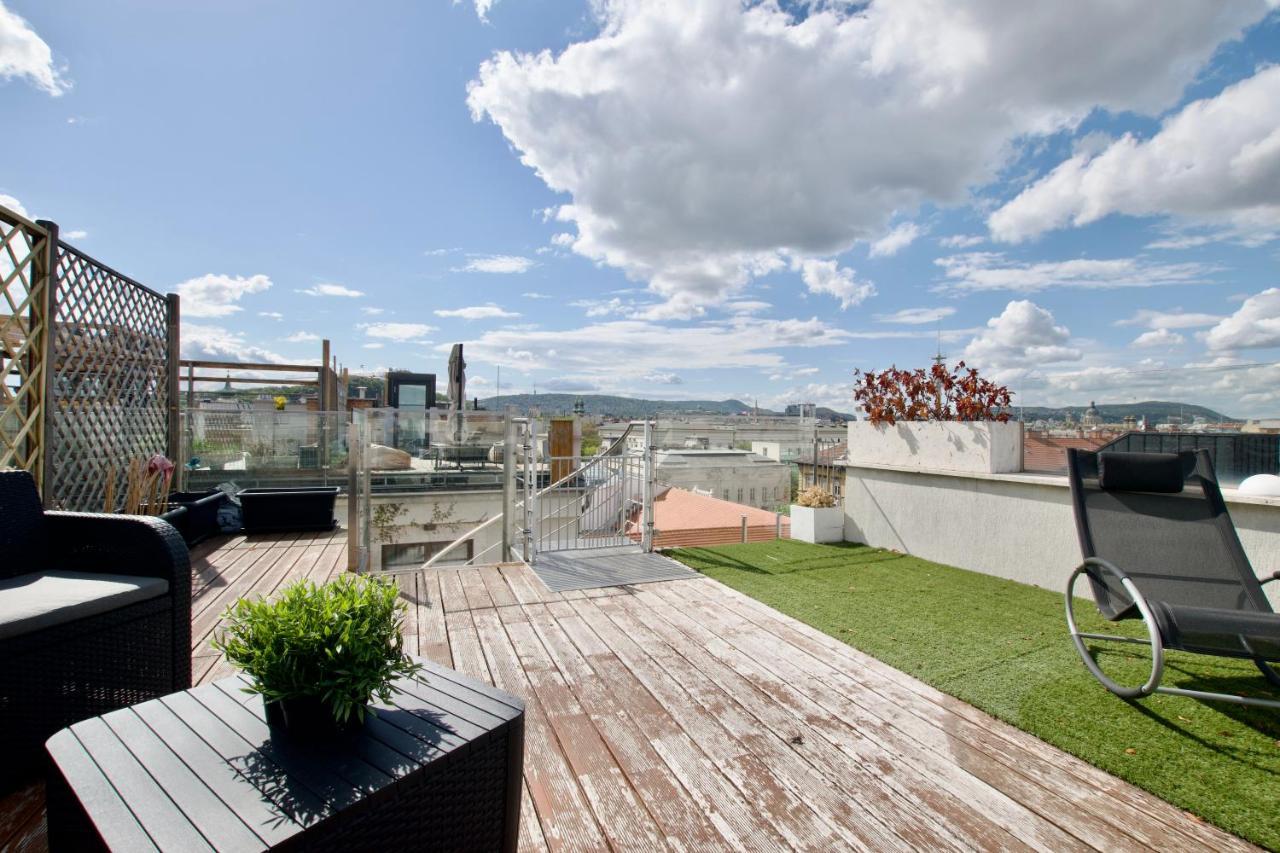 Penthouse Apartment By Hi5 -At The Top Of Budapest Exterior photo