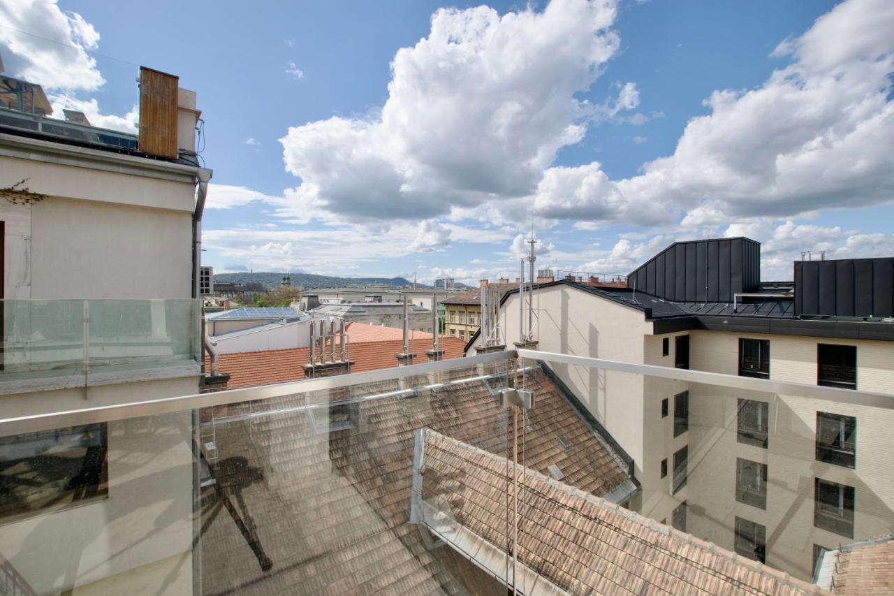 Penthouse Apartment By Hi5 -At The Top Of Budapest Exterior photo