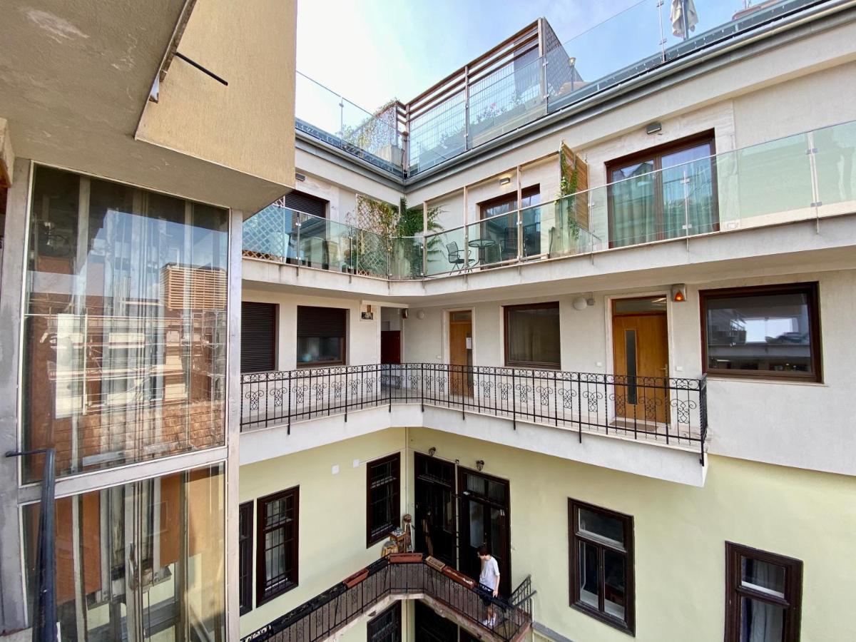 Penthouse Apartment By Hi5 -At The Top Of Budapest Exterior photo